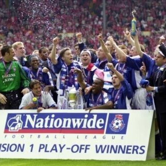 Ipswich Town 1999-2000-2001 Home ORIGINAL Punch Vintage Soccer Jersey L - Picture 7 of 7